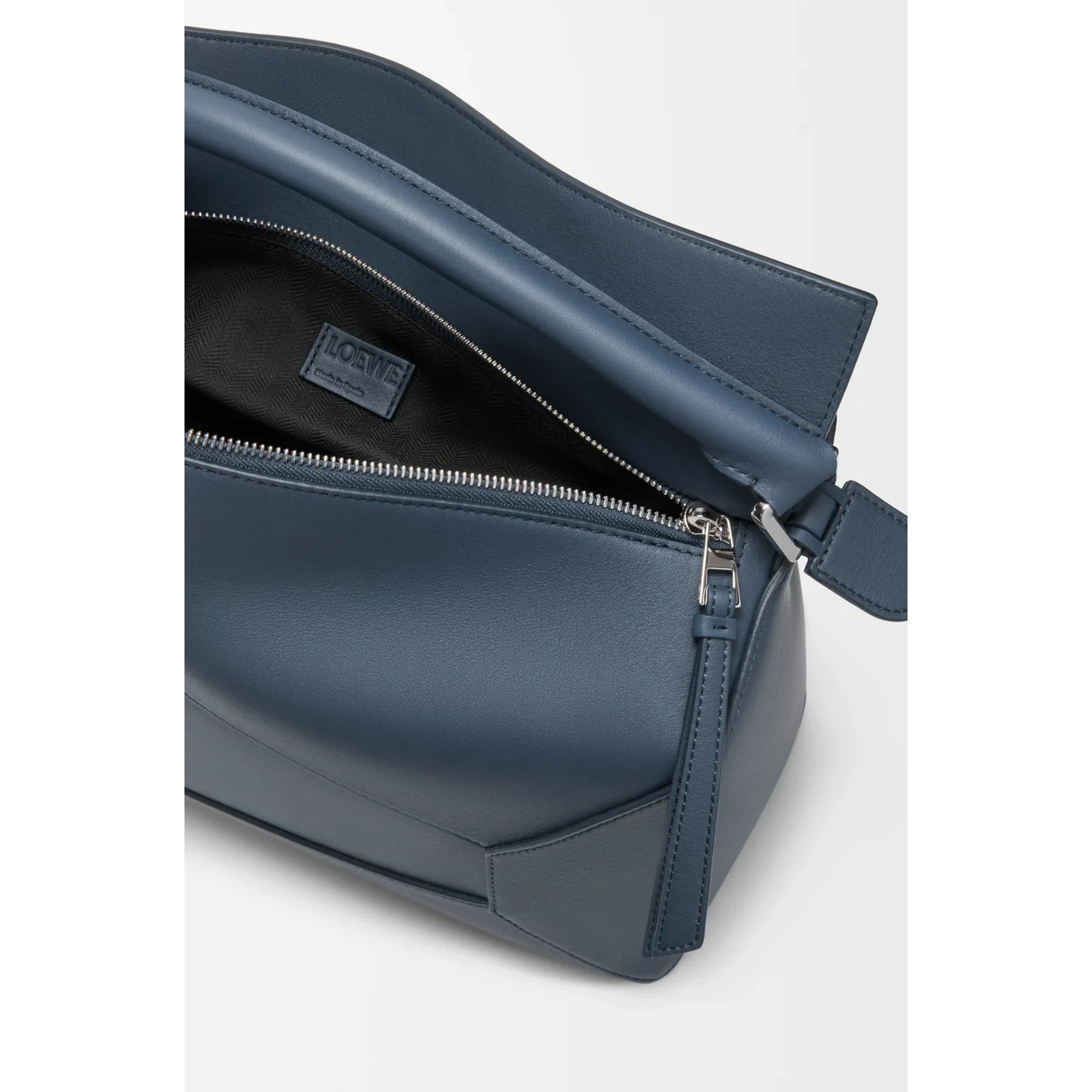 "Puzzle Edge" crossbody bag