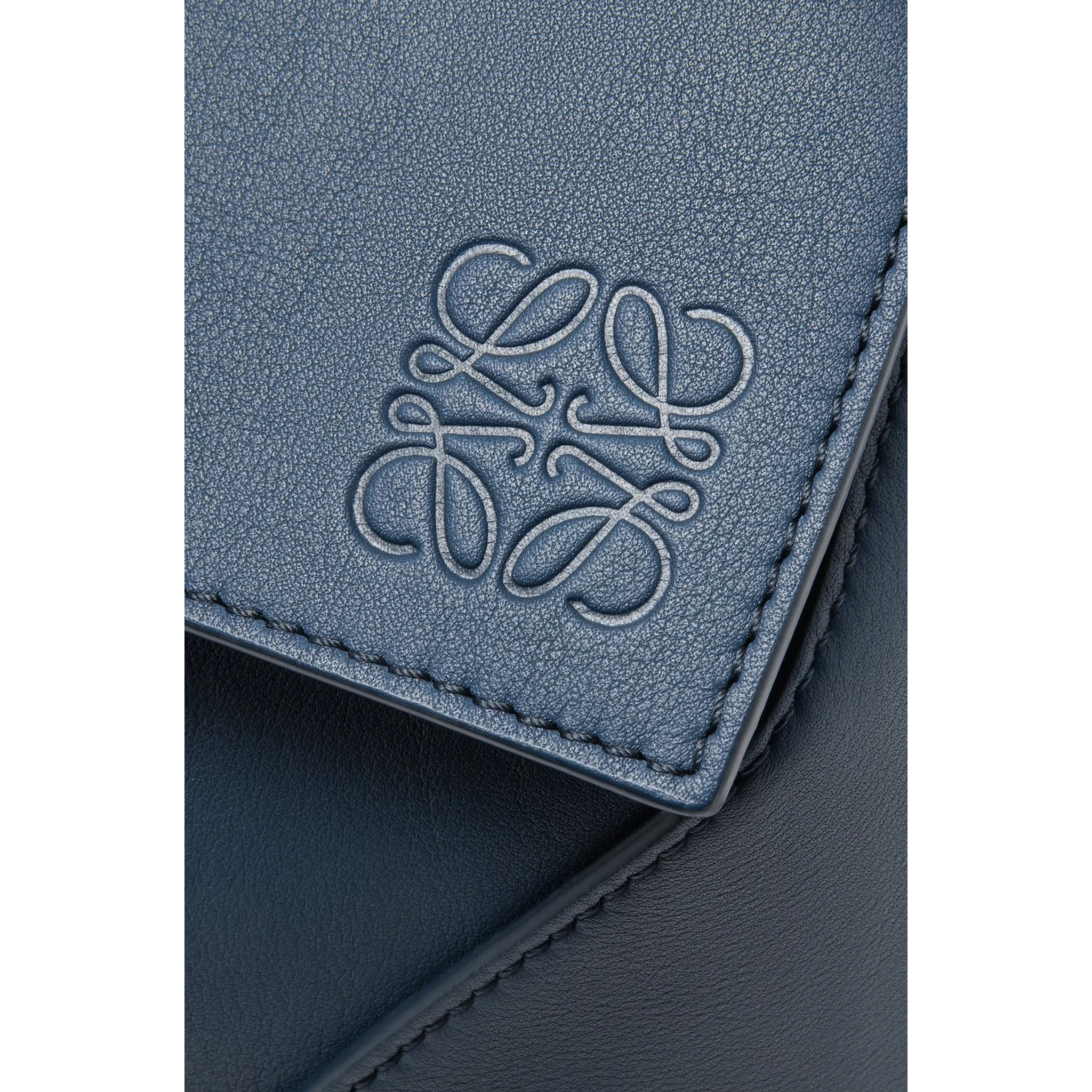 "Puzzle Edge" crossbody bag