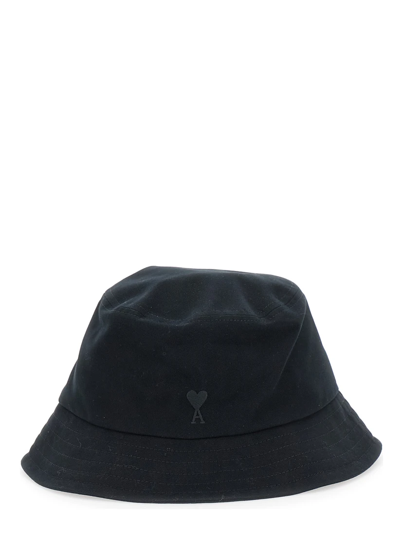 Black Hat with Logo on the Front in Cotton Man