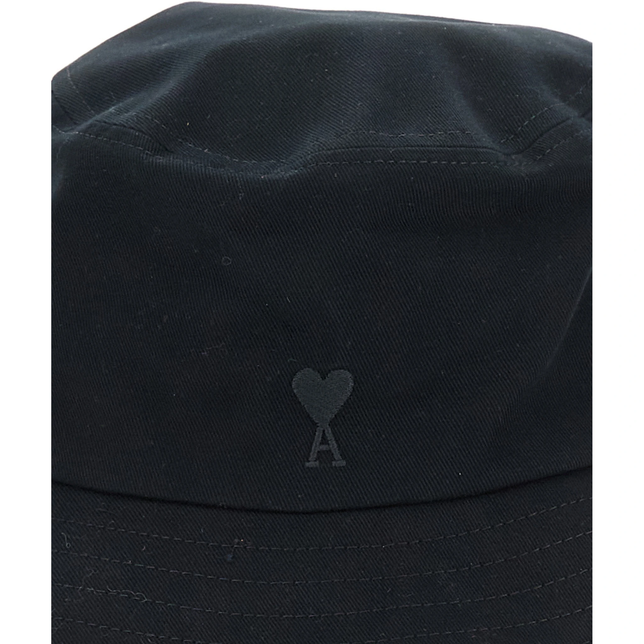 Black Hat with Logo on the Front in Cotton Man