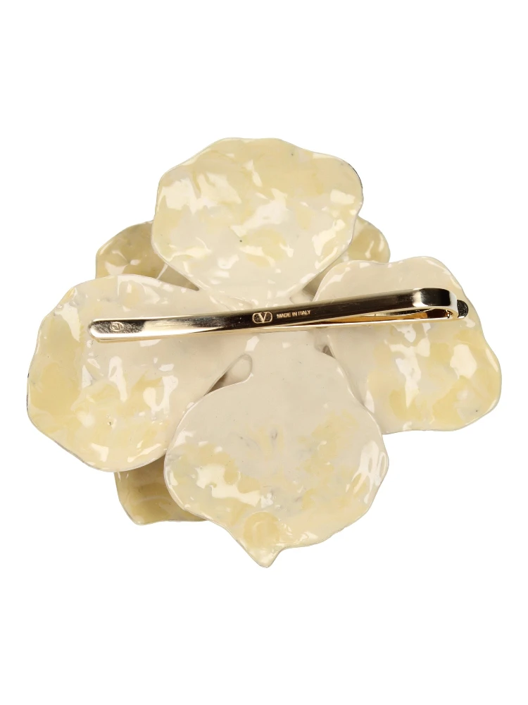 Beige Metal Broch alternative