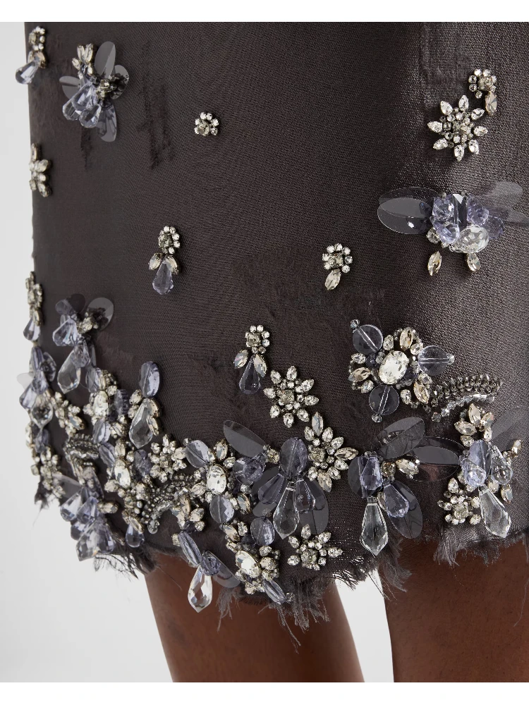 Embroidered silk and wool skirt alternative