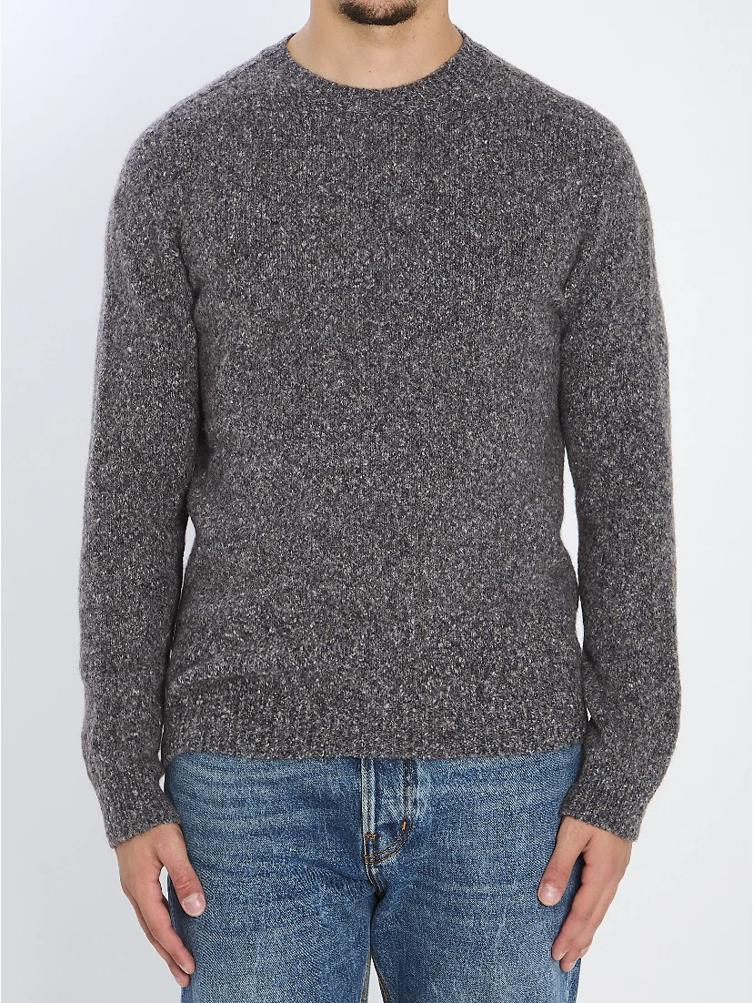 Knitted craw neck pullover