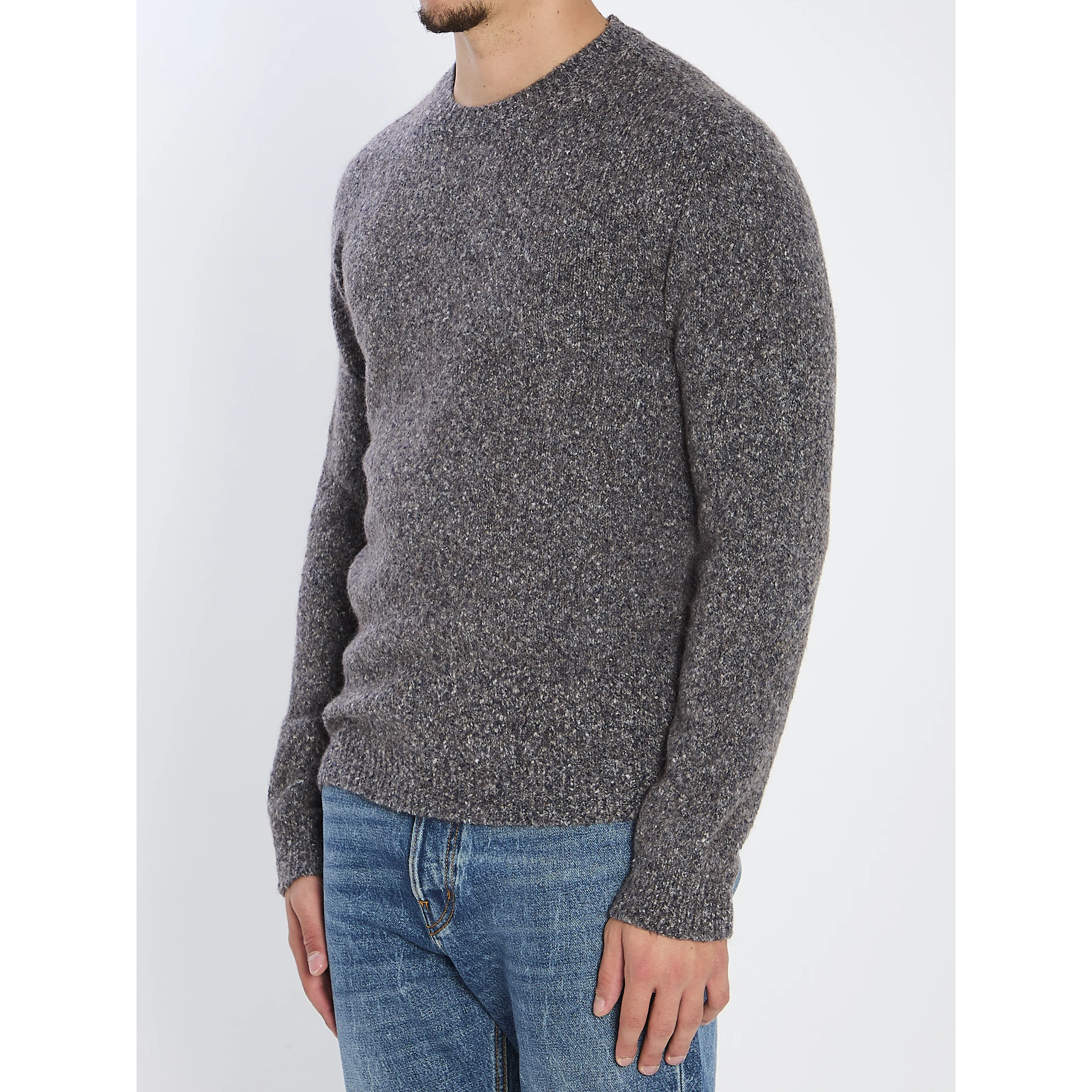 Knitted craw neck pullover