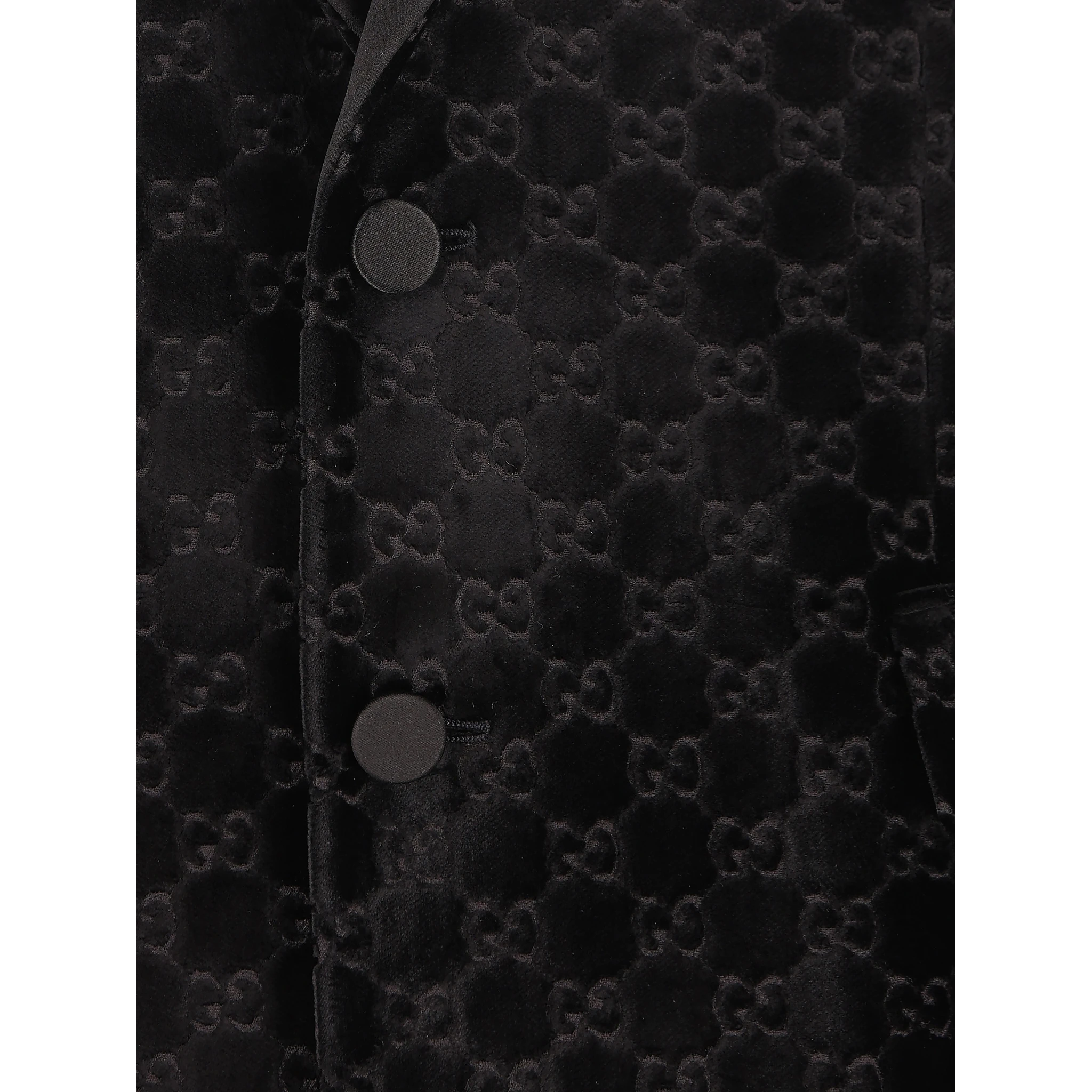 جاكيتات غوتشي سوداء