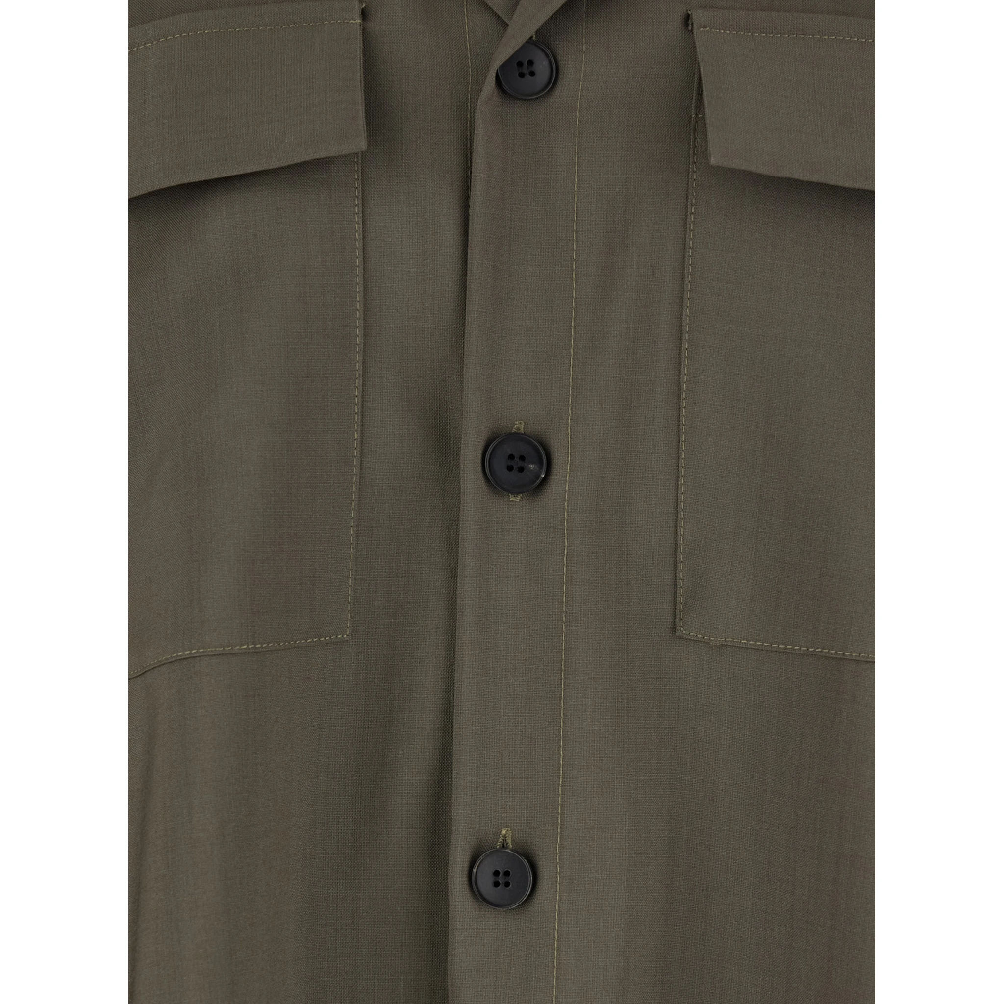 Green Shirt with Classic Collar and Applied Pockets on the Front in Fabric Man