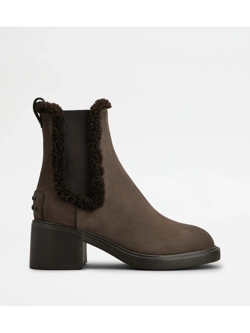 "Chelsea" ankle boots