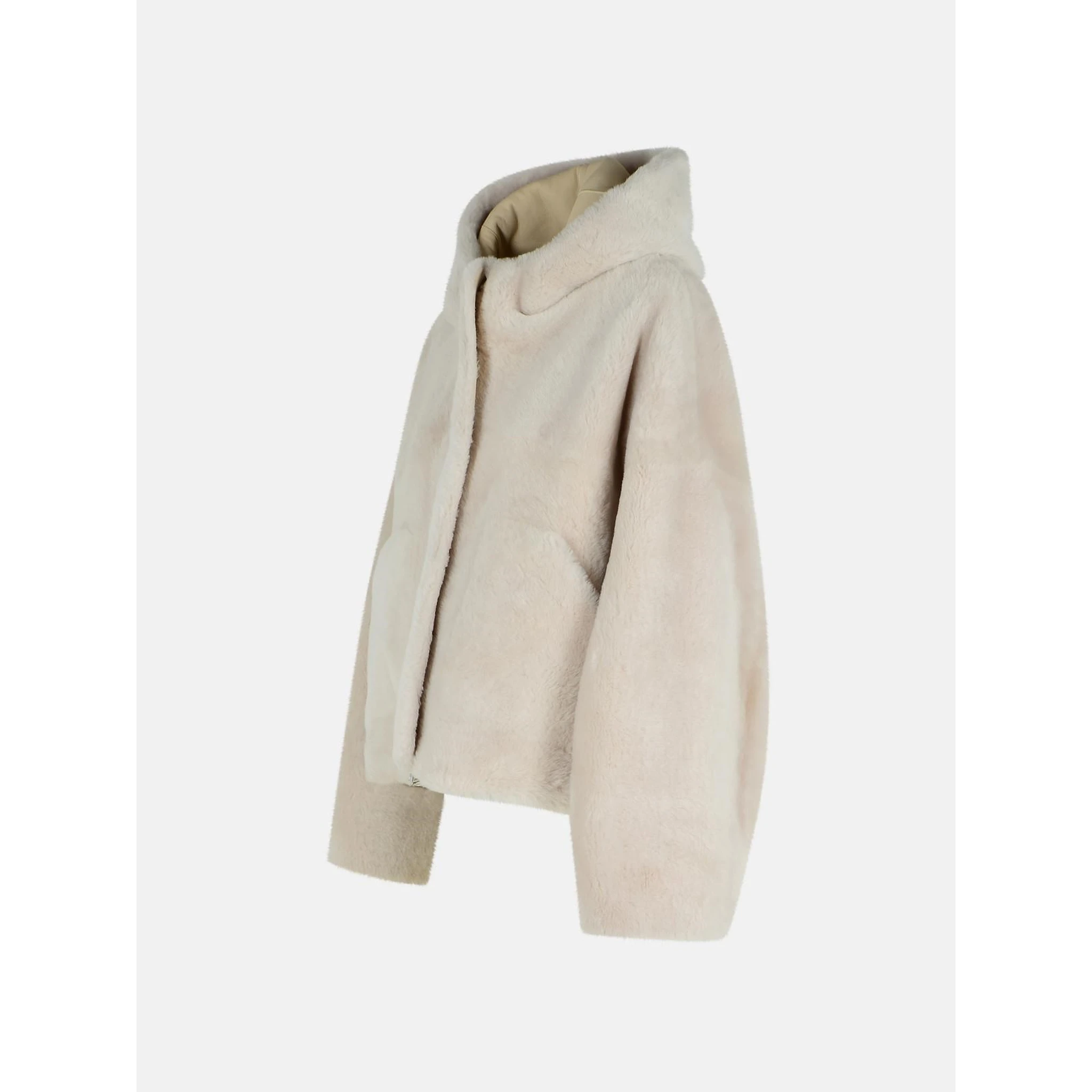 جاكيت بغطاء رأس مزود بجيوب