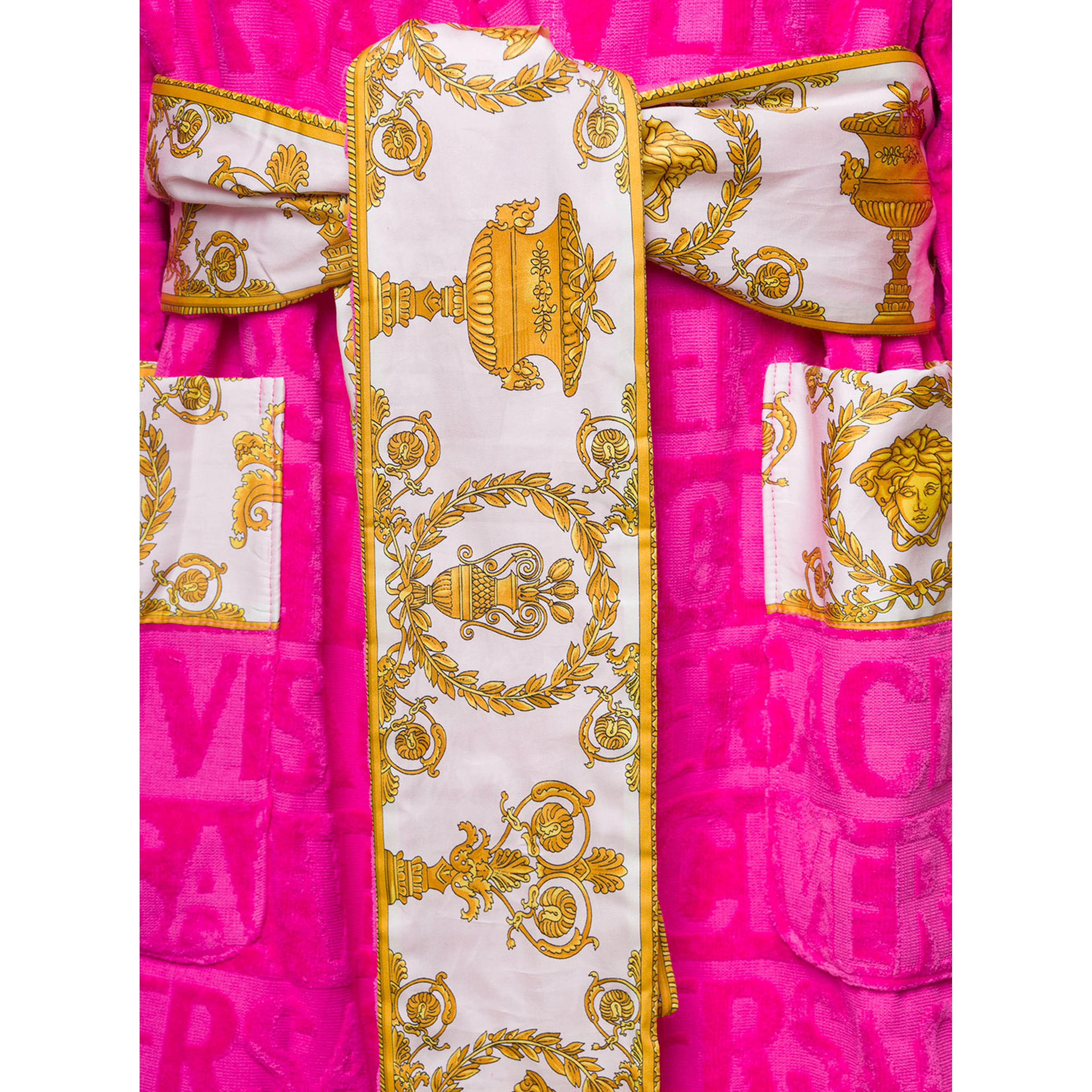Accappatoio CORTO con Motivo Barocco in Spugna di Cotone Nero Versace Home