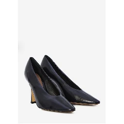 "Sofia" leather pumps