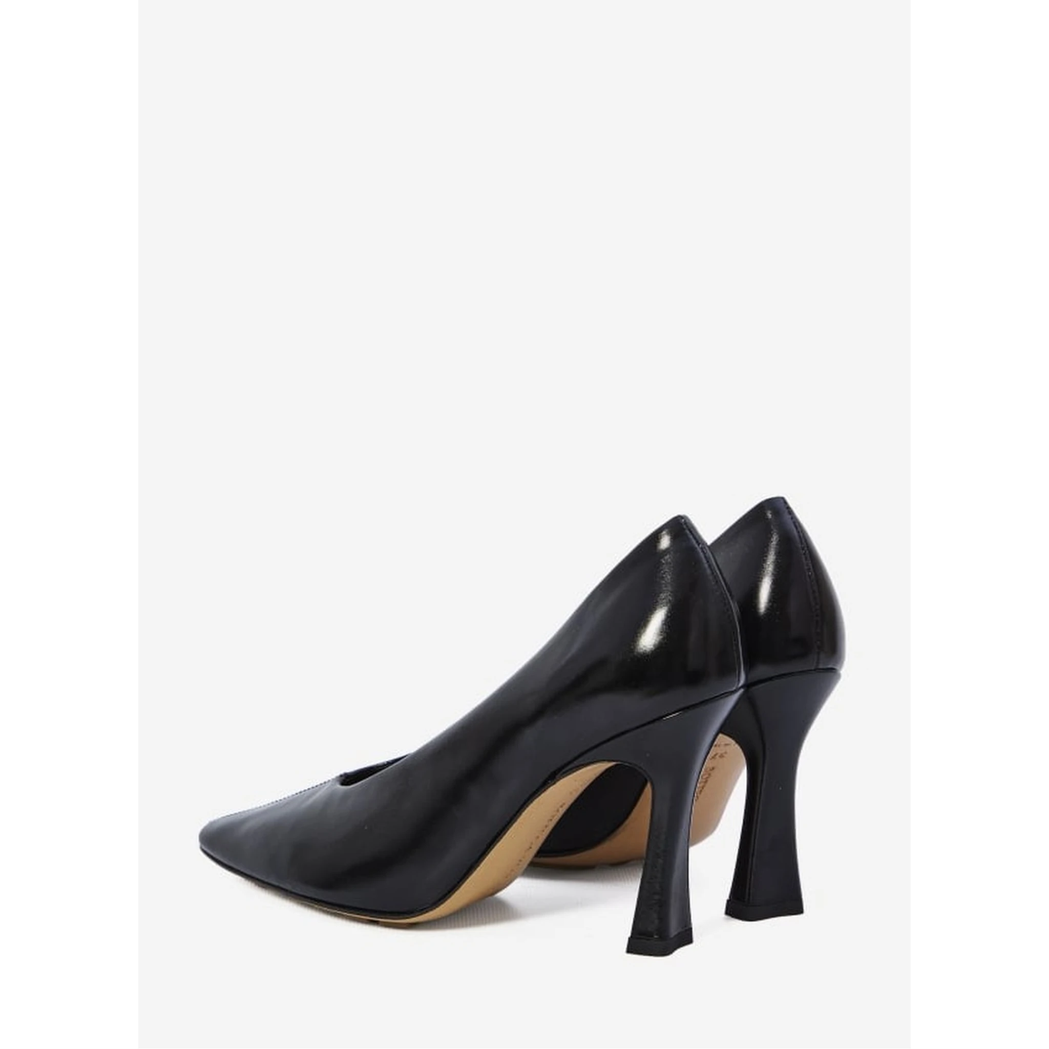 "Sofia" leather pumps