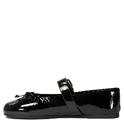 أحذية باليه جلدية مسطحة