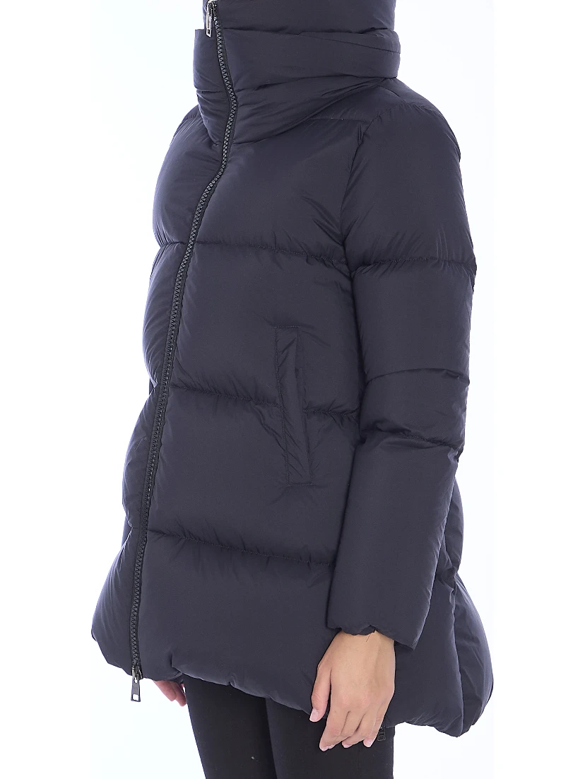 Nylon down jacket