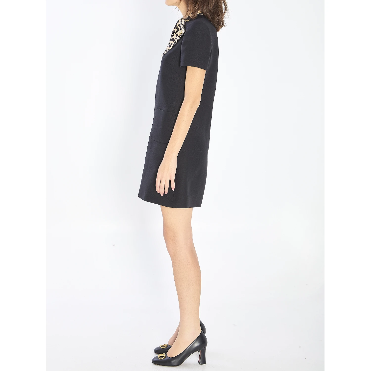 Bow dress in couture crepe