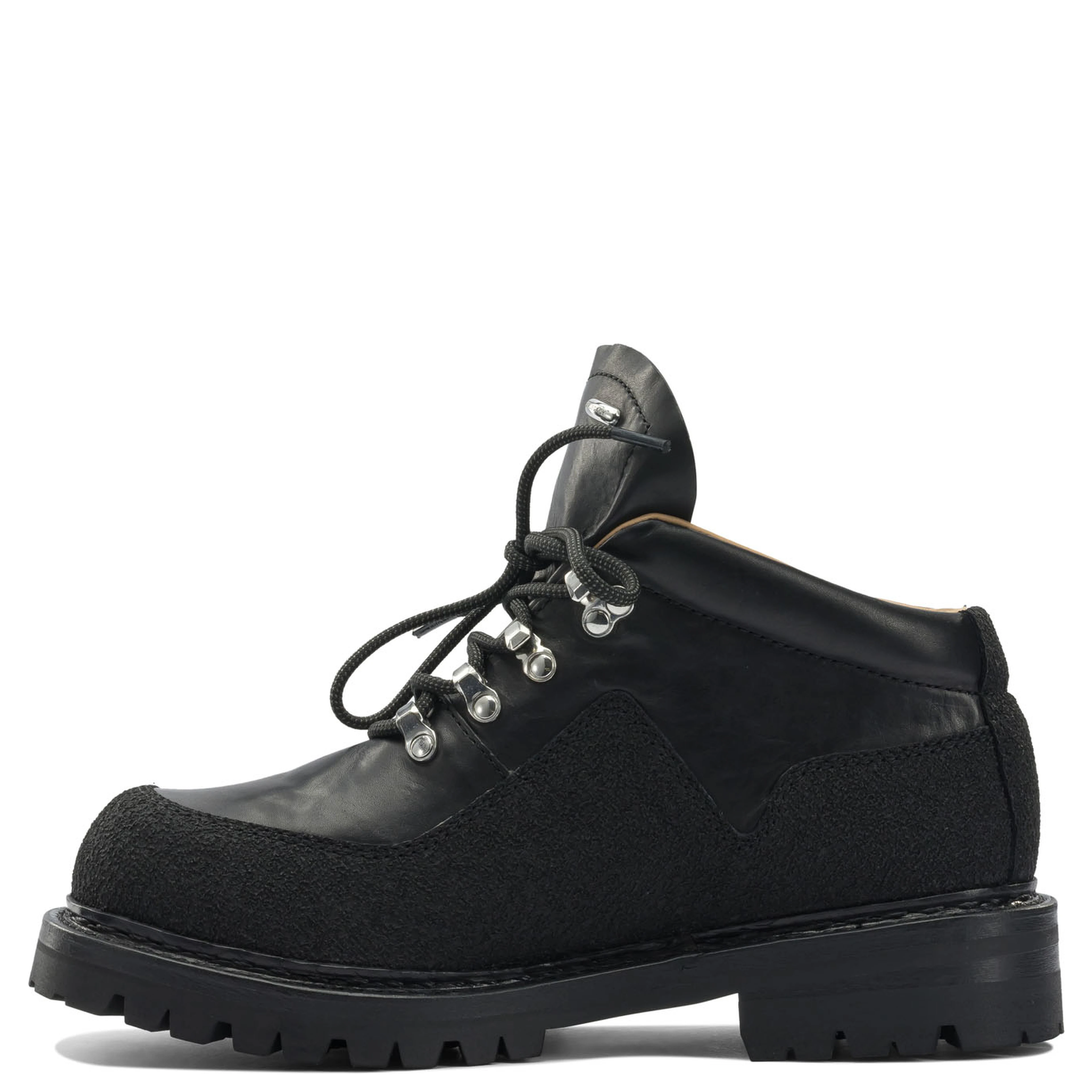 "Quest boot" ankle boots