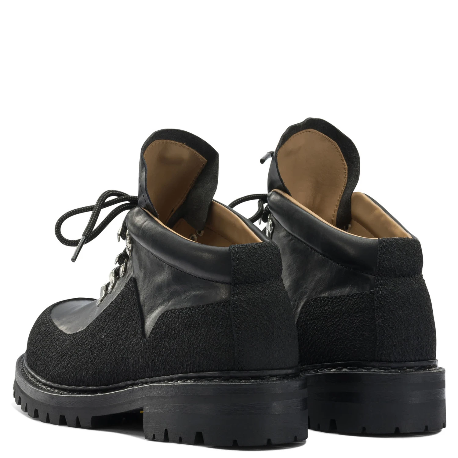 "Quest boot" ankle boots