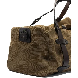 حقيبة سفر متوسطة الحجم