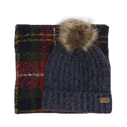 Beanie and scarf set "Saltburn"