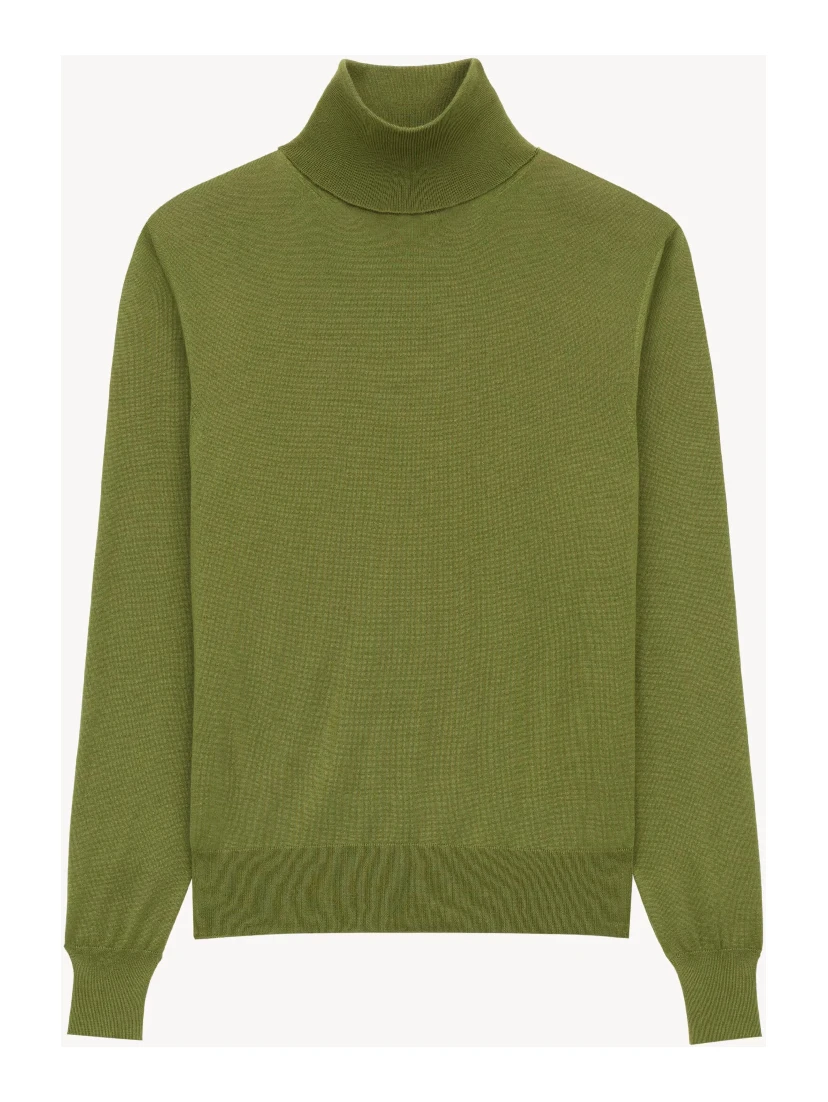 Turtleneck knitwear in wool