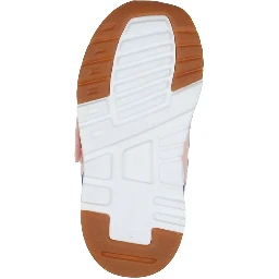 حذاء للأطفال