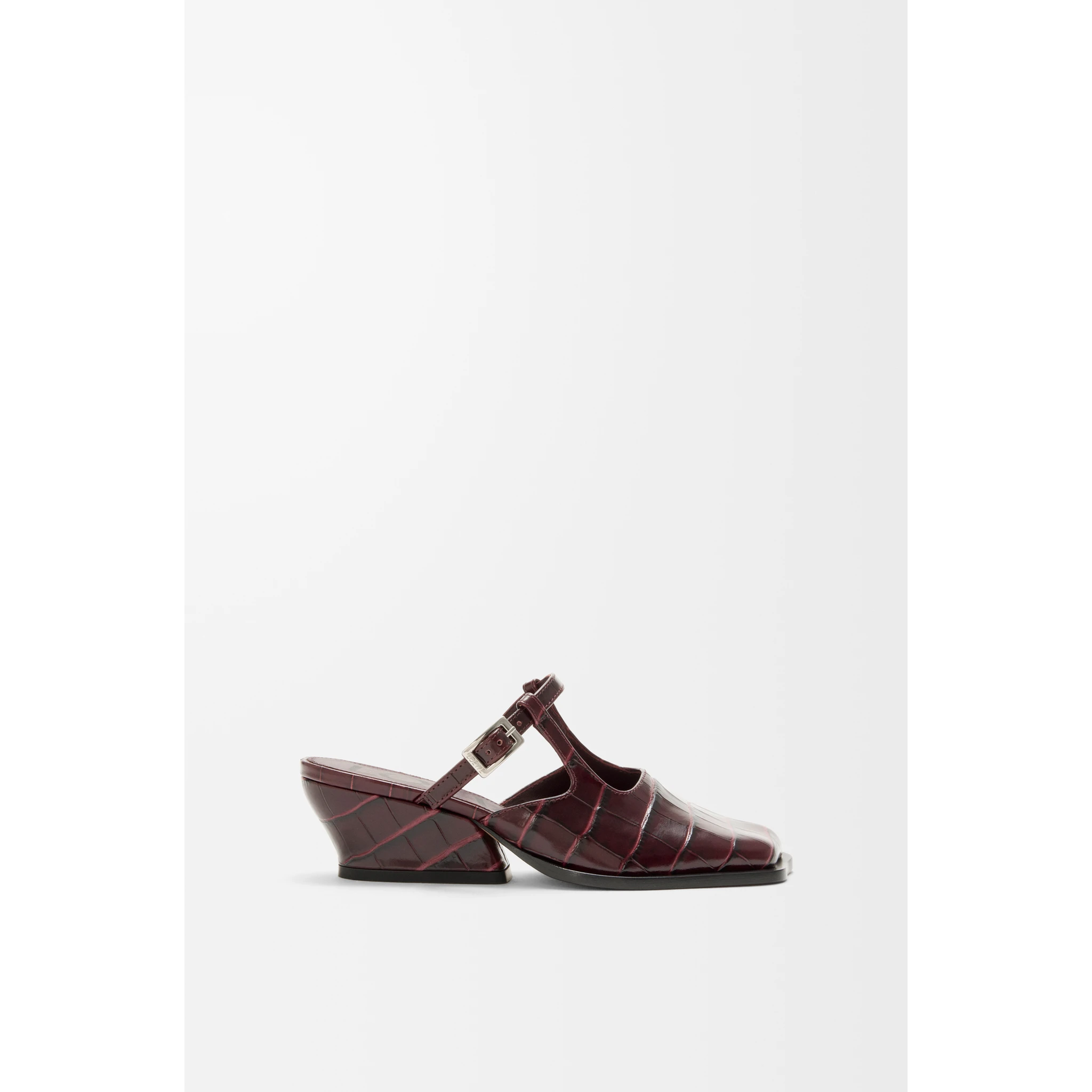 "Onda" leather sabot