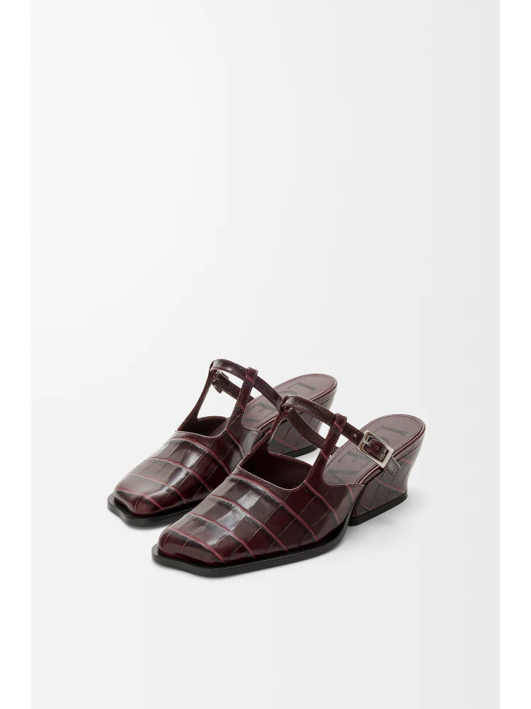 "Onda" leather sabot alternative