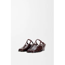 "Onda" leather sabot