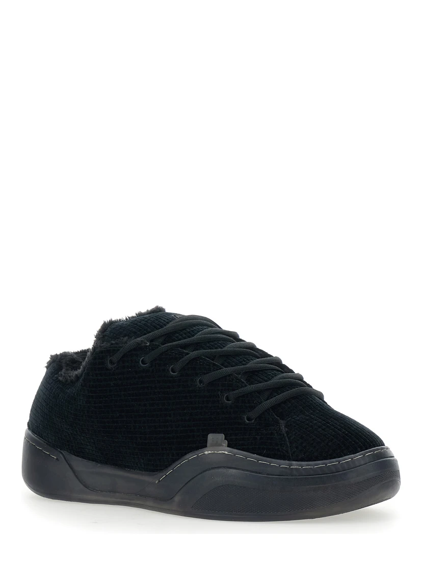 Vamp Skate Black Low-Top Sneaker with Front Logo in Velvet Man