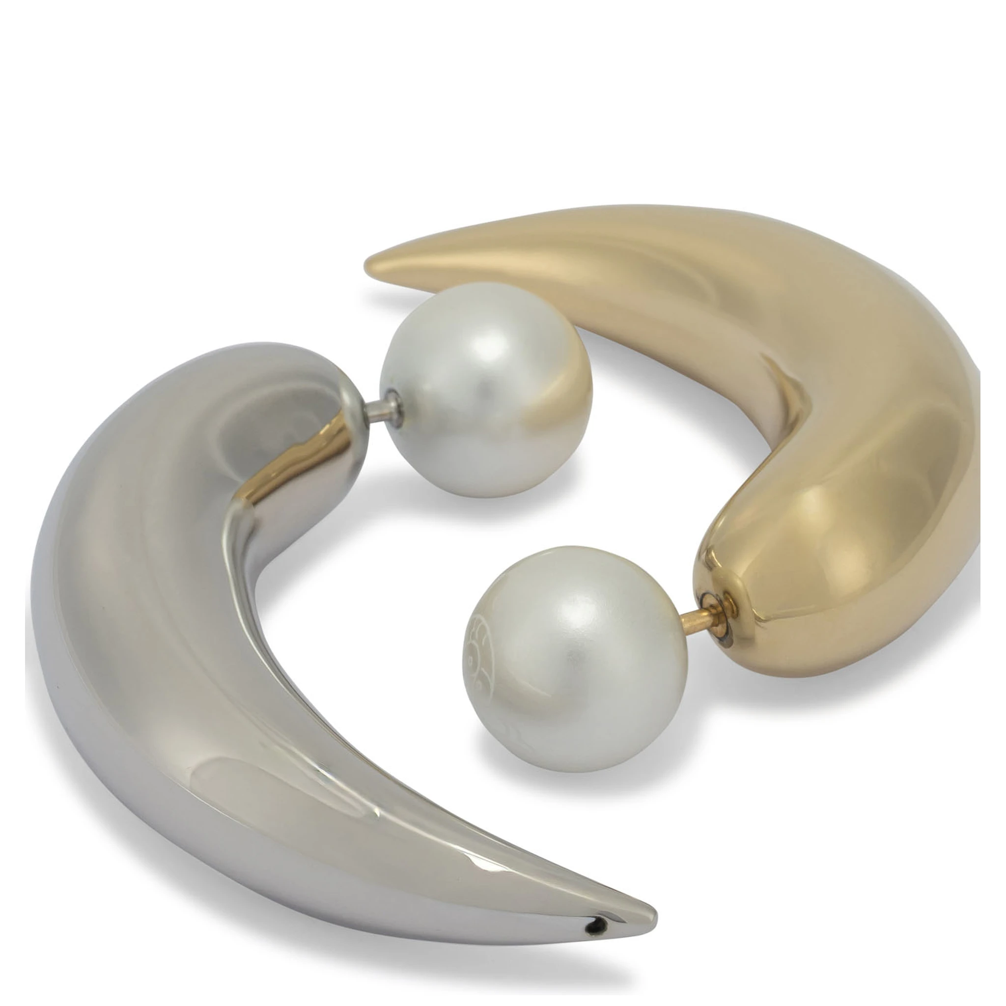 Horn earrings with pearl