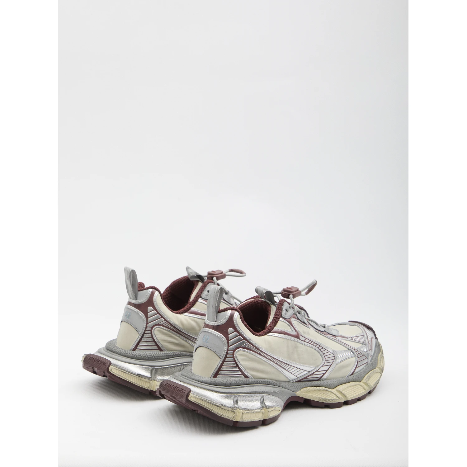 3XL Sneakers