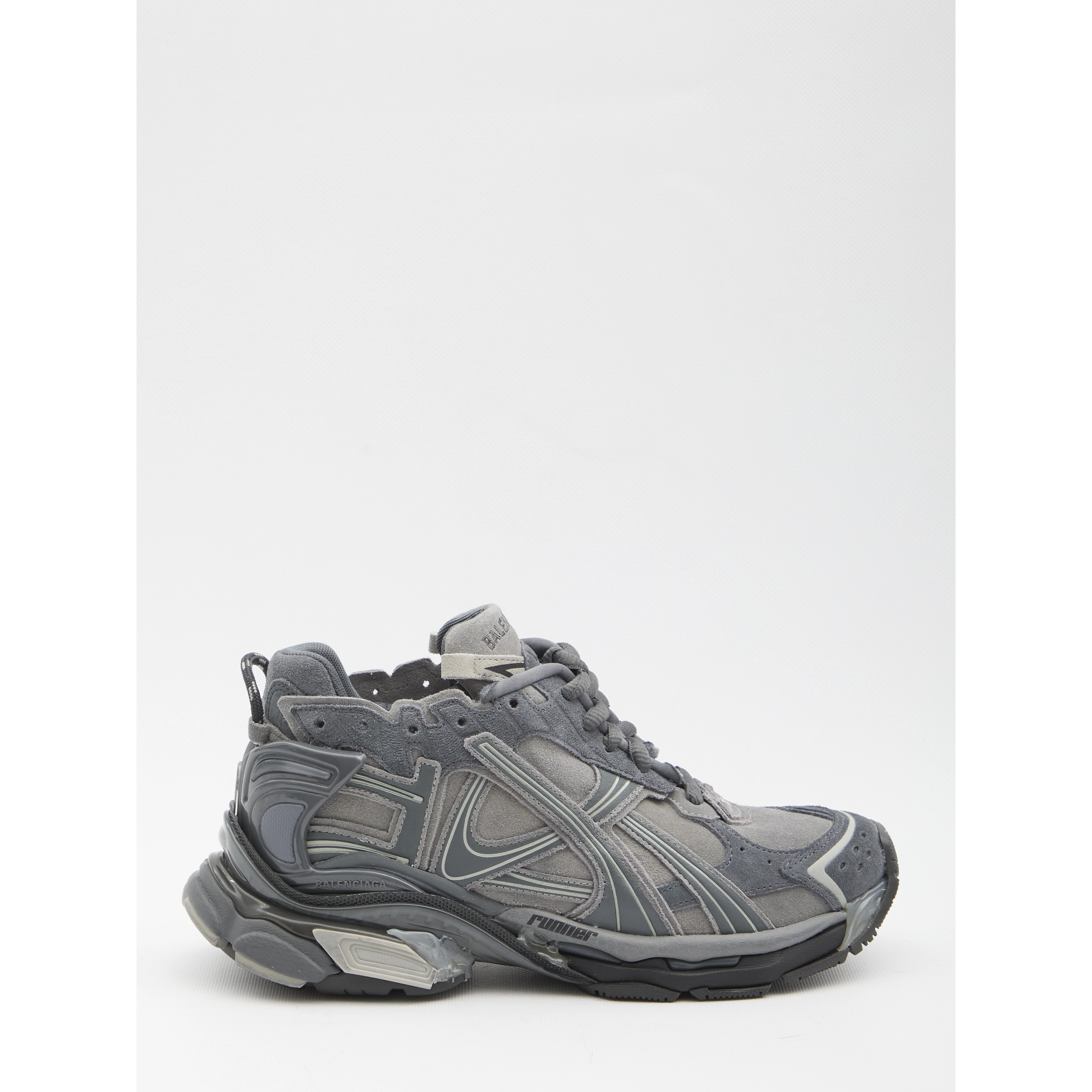 Runner sneakers