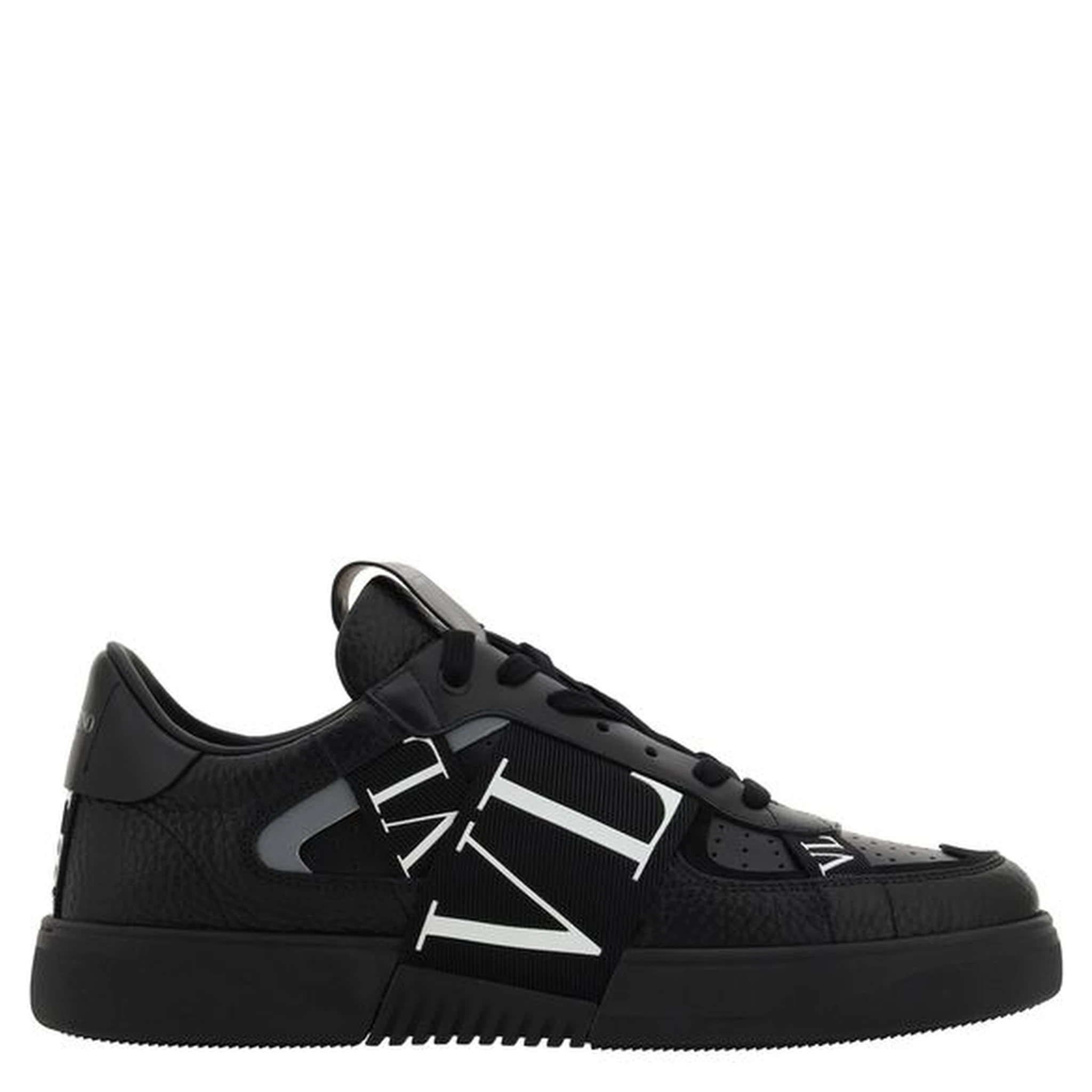 Black Leather VL7N Sneakers