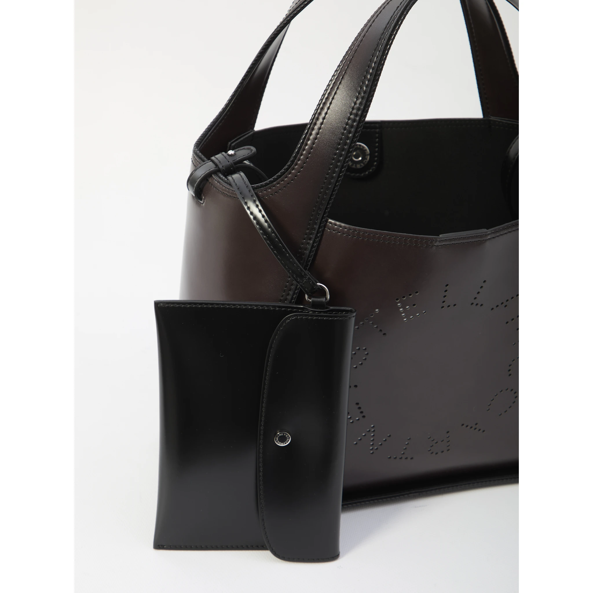 Tote bag with logo