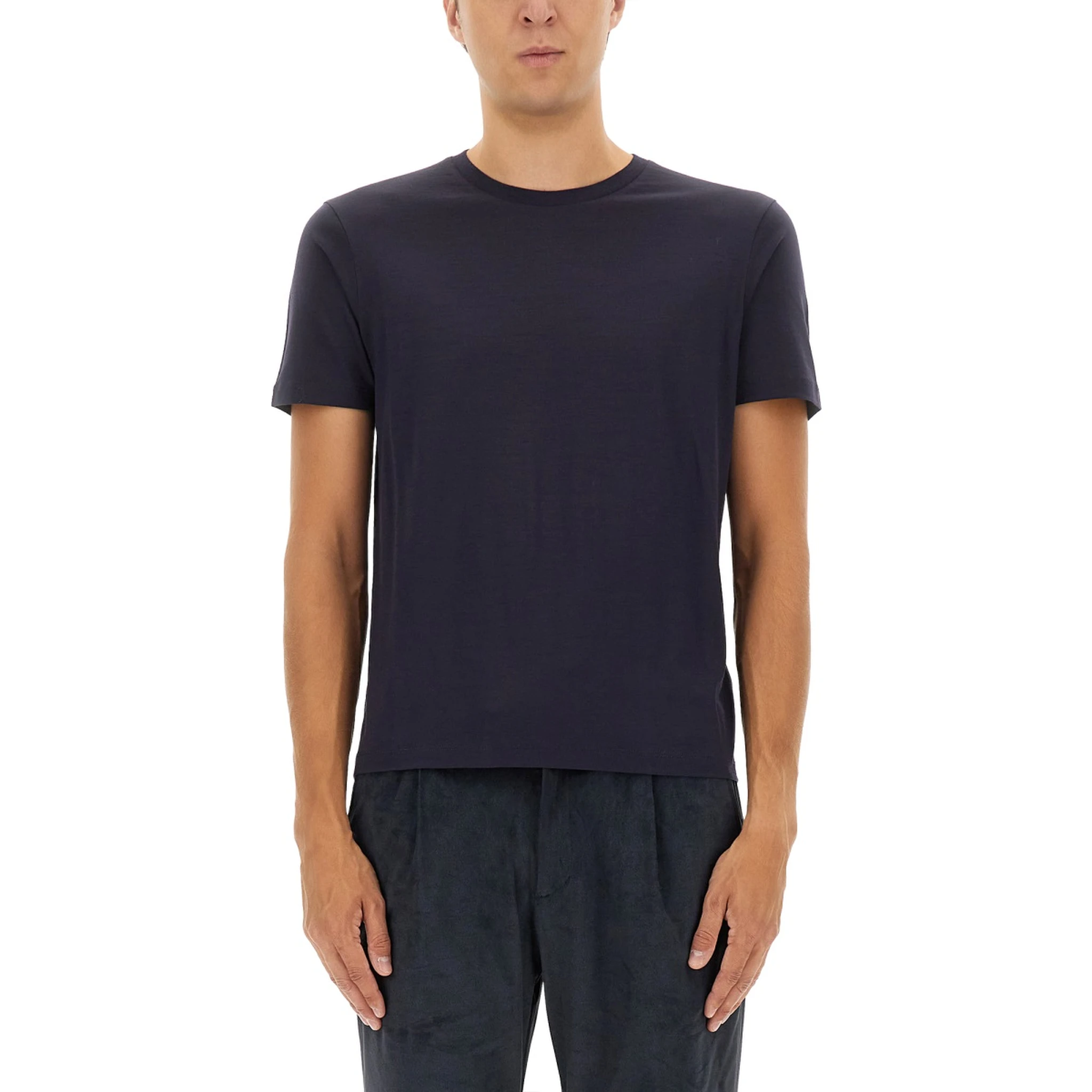 تيشيرت من الصوف