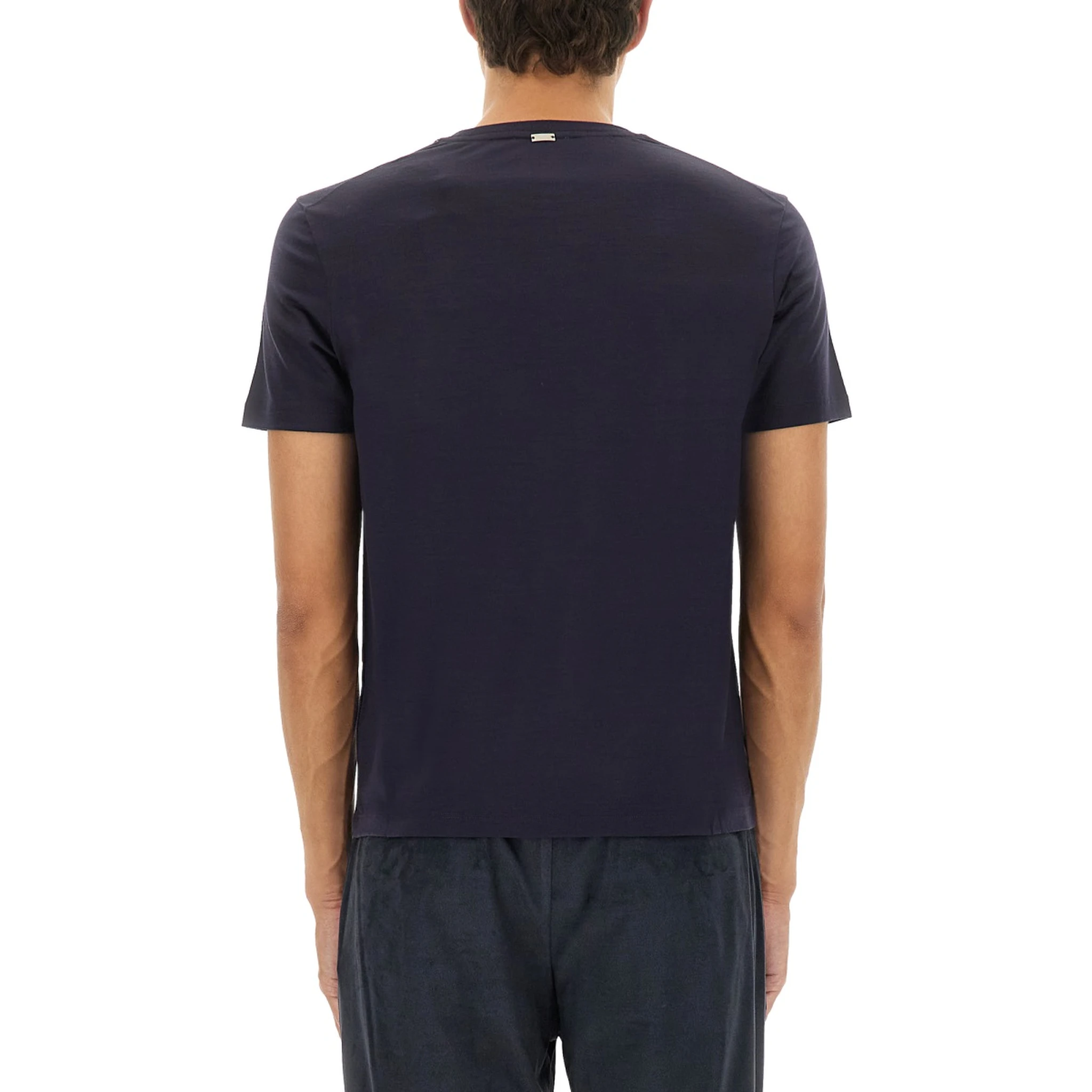 تيشيرت من الصوف