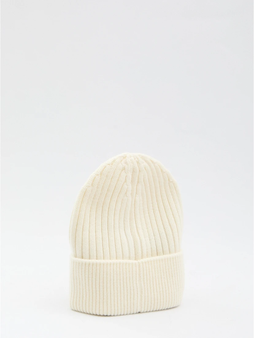 Knitted beanie
