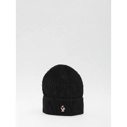 Knitted beanie