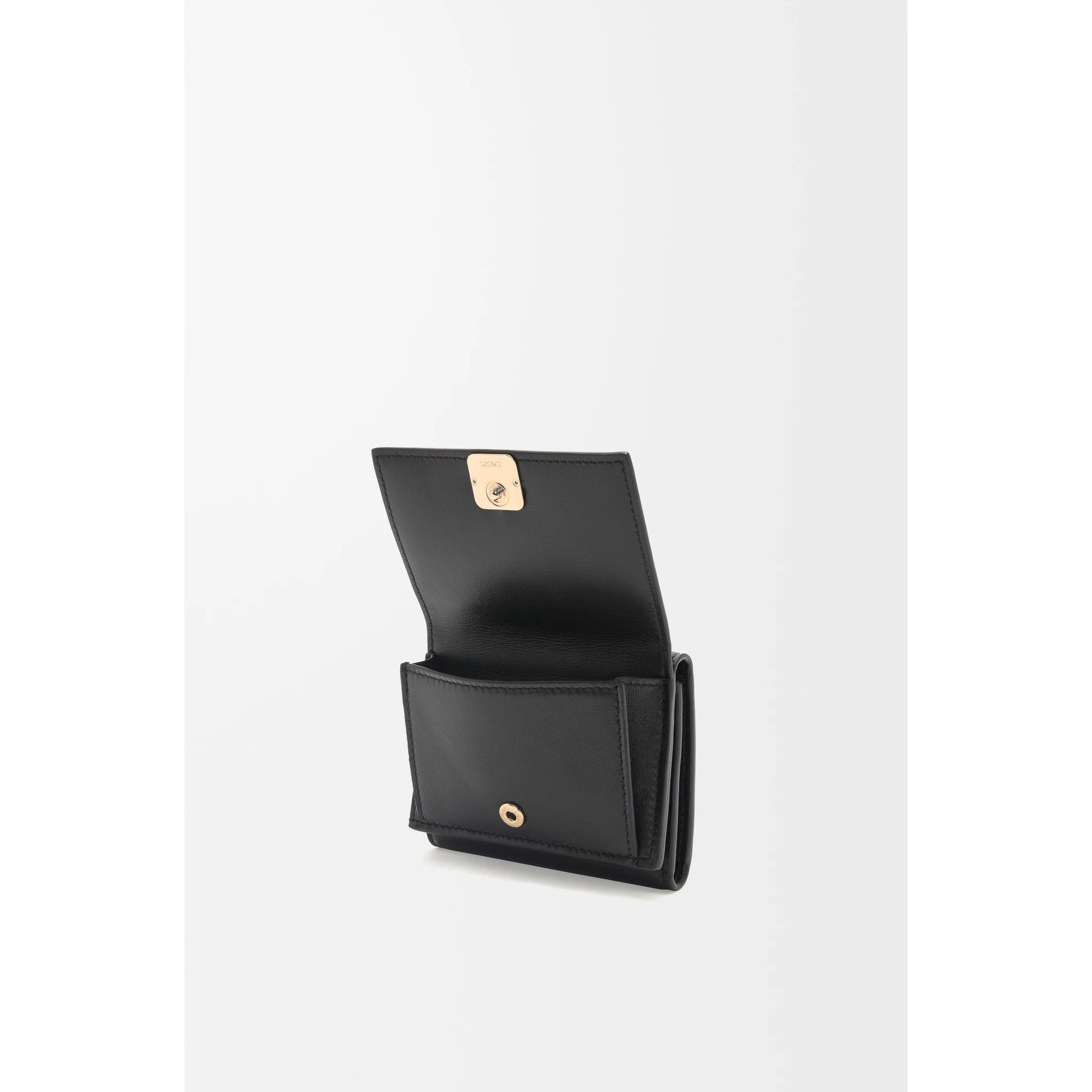 Anagram trifold wallet