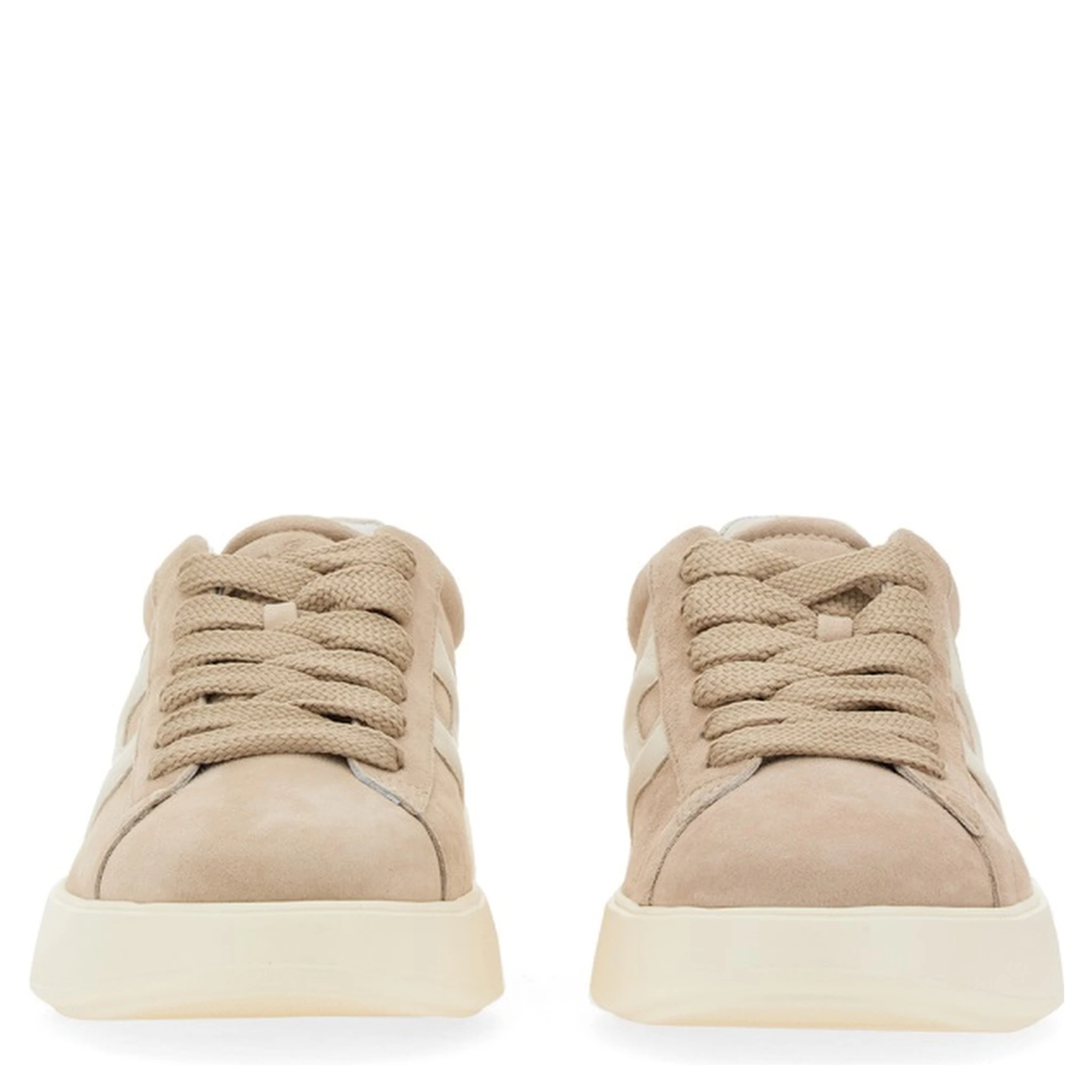 SNEAKER REBEL