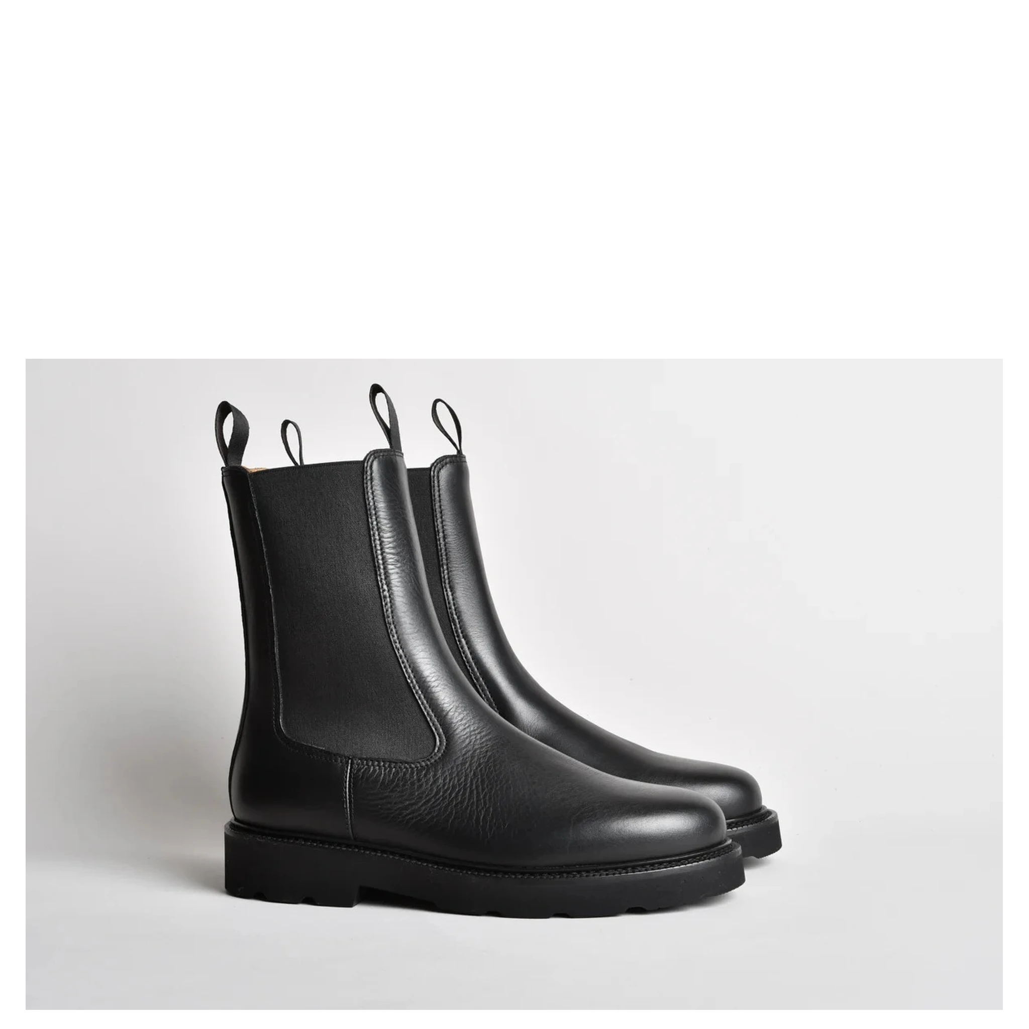 حذاء كاحل من الجلد