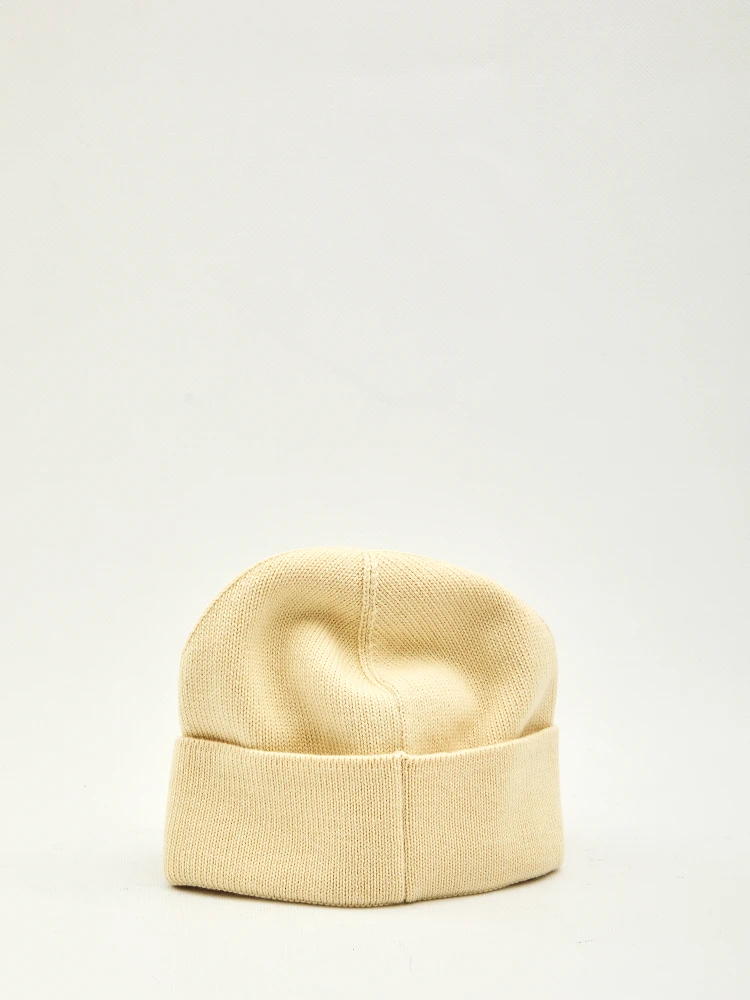 Chez Valentino beanie alternative