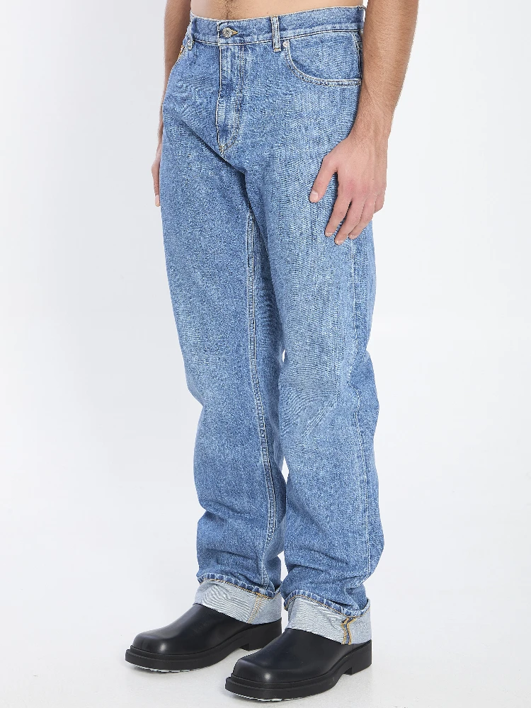 Straight-leg jeans alternative
