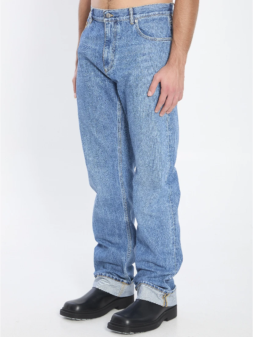 Straight-leg jeans