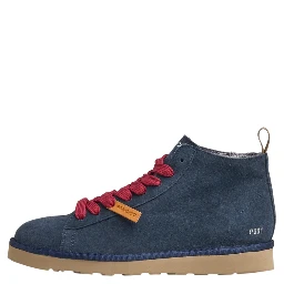 lace-up suede boots