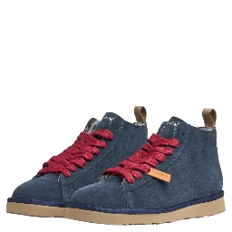 lace-up suede boots