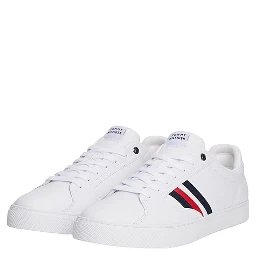 حذاء رياضي أبيض من تومي جينز