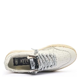 حذاء رياضي أبيض 4B12
