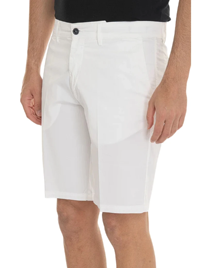 Harmont & Blaine Shorts White