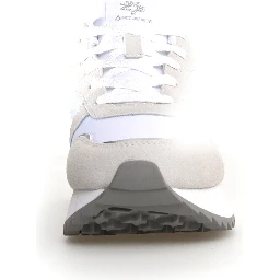 W6YZ Sneakers White