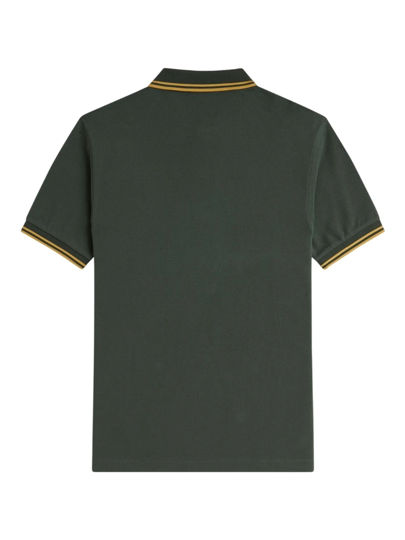 تيشيرتات وبولو من فريد بيري باللون الأخضر